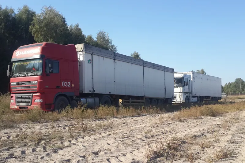 Щеповози з напівпричепами з рухомою підлогою 92 м³